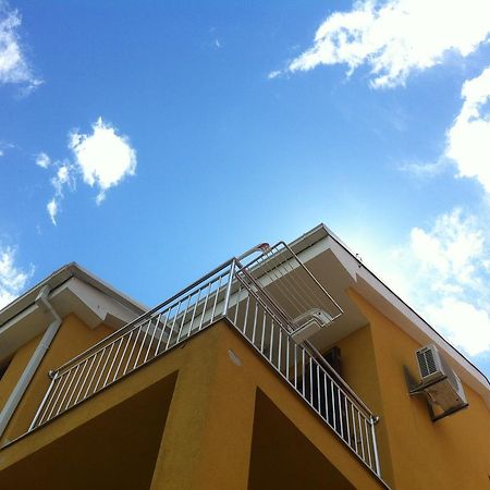Apartments Leona & David مالينسكا الغرفة الصورة
